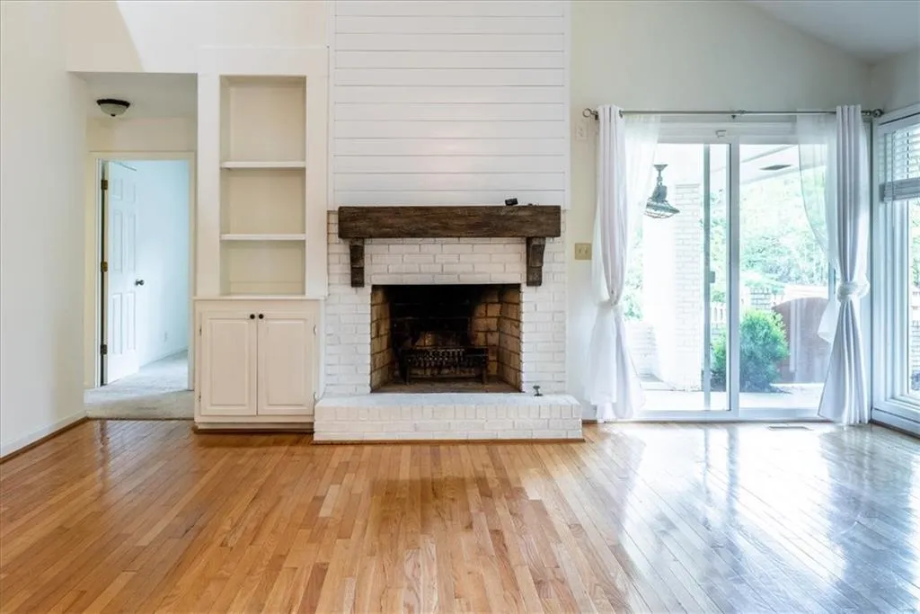 230 Halah Circle, Sandy Springs, Georgia 30328, 3 Bedrooms Bedrooms, ,3 BathroomsBathrooms,Residential,For Sale,230 Halah Circle,7757746