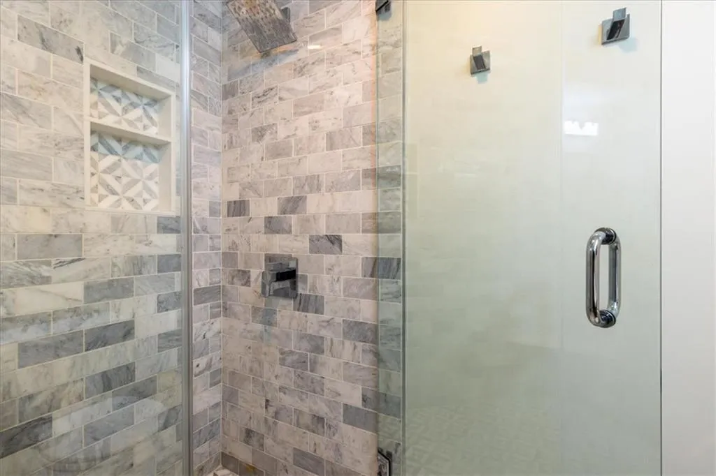 230 Halah Circle, Sandy Springs, Georgia 30328, 3 Bedrooms Bedrooms, ,3 BathroomsBathrooms,Residential,For Sale,230 Halah Circle,7757746