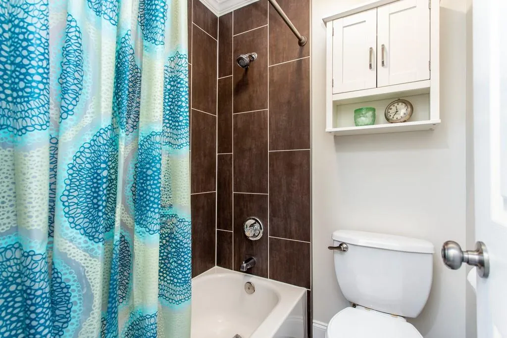 6980 Roswell Road Unit B6, Sandy Springs, Georgia 30328, 2 Bedrooms Bedrooms, ,1 BathroomBathrooms,Residential,Sold,6980 Roswell Road Unit B6,6768947