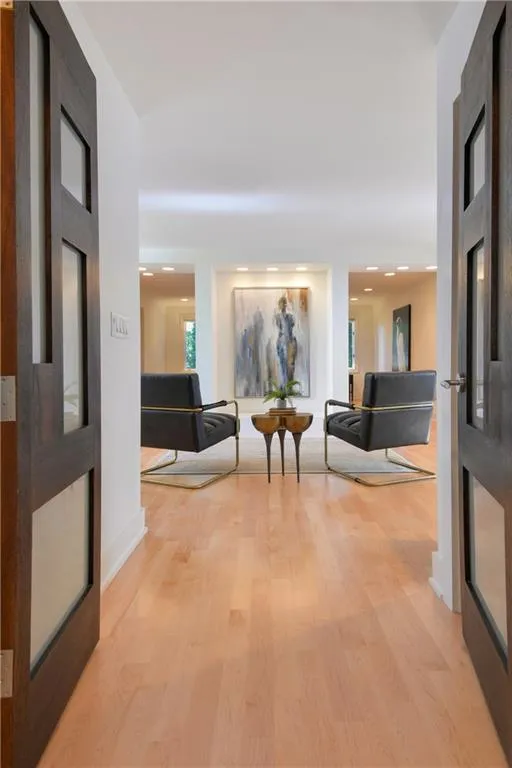 30 Chevaux Court, Atlanta, Georgia 30342, 4 Bedrooms Bedrooms, ,4 BathroomsBathrooms,Residential,Sold,30 Chevaux Court,6797968