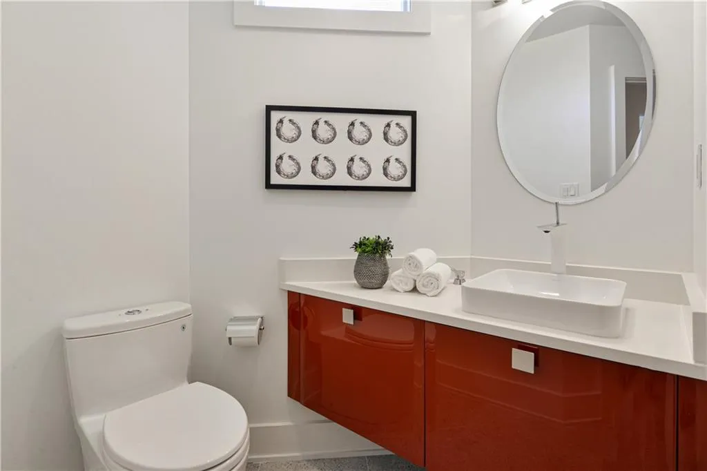 30 Chevaux Court, Atlanta, Georgia 30342, 4 Bedrooms Bedrooms, ,4 BathroomsBathrooms,Residential,Sold,30 Chevaux Court,6797968