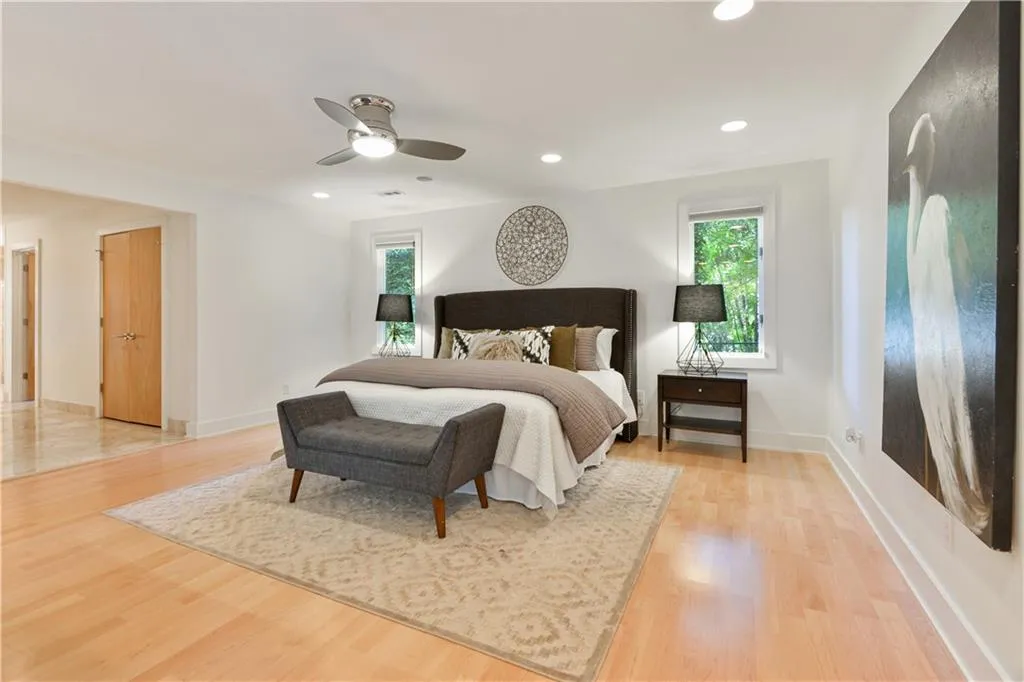 30 Chevaux Court, Atlanta, Georgia 30342, 4 Bedrooms Bedrooms, ,4 BathroomsBathrooms,Residential,Sold,30 Chevaux Court,6797968