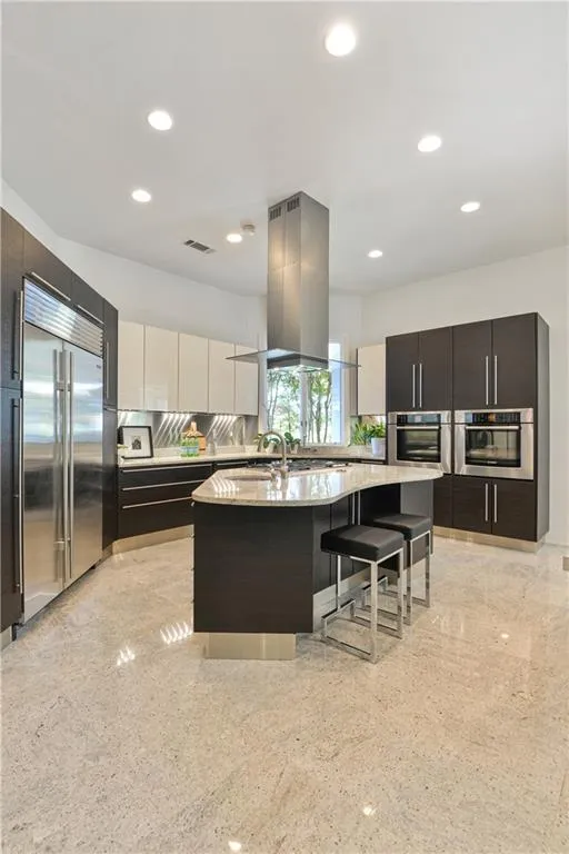 30 Chevaux Court, Atlanta, Georgia 30342, 4 Bedrooms Bedrooms, ,4 BathroomsBathrooms,Residential,Sold,30 Chevaux Court,6797968