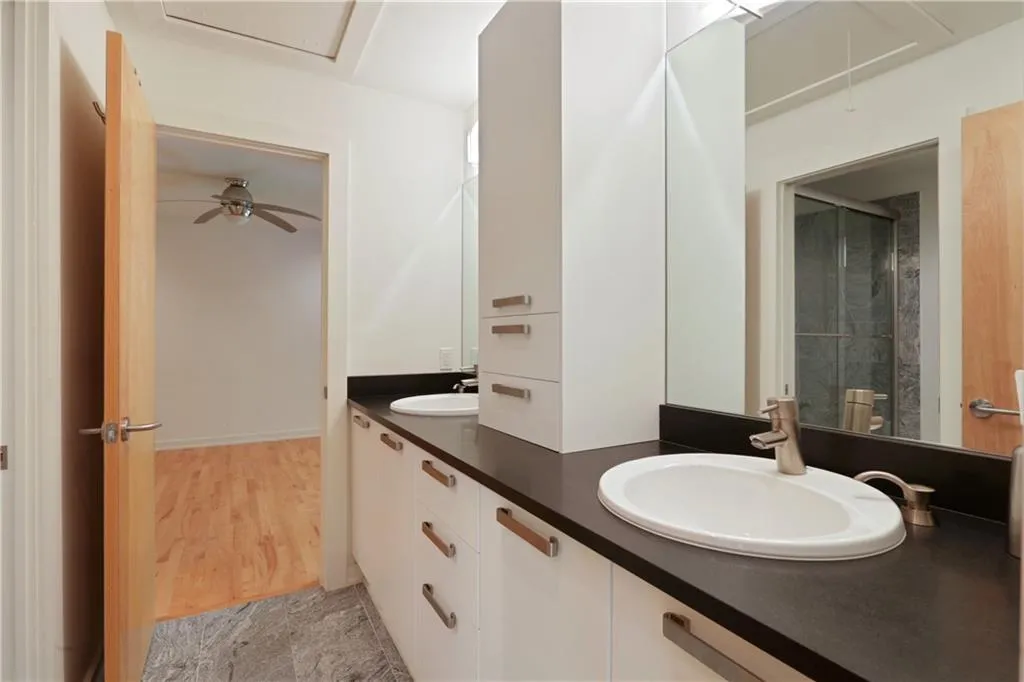 30 Chevaux Court, Atlanta, Georgia 30342, 4 Bedrooms Bedrooms, ,4 BathroomsBathrooms,Residential,Sold,30 Chevaux Court,6797968