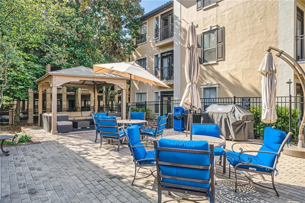 3777 Peachtree Road Ne Unit 1205, Brookhaven, Georgia 30319, 1 Bedroom Bedrooms, 0 ,1 BathroomBathrooms,Residential,For Sale,3777 Peachtree Road Ne Unit 1205,7749925