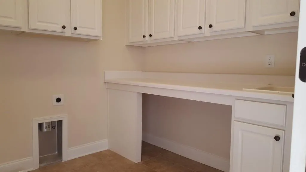 109 Austin Drive, Sandy Springs, Georgia 30328, 4 Bedrooms Bedrooms, ,3 BathroomsBathrooms,Residential,Sold,109 Austin Drive,5622903