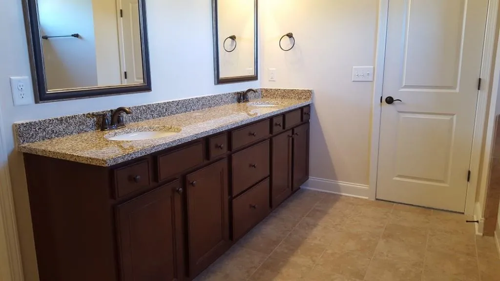 109 Austin Drive, Sandy Springs, Georgia 30328, 4 Bedrooms Bedrooms, ,3 BathroomsBathrooms,Residential,Sold,109 Austin Drive,5622903