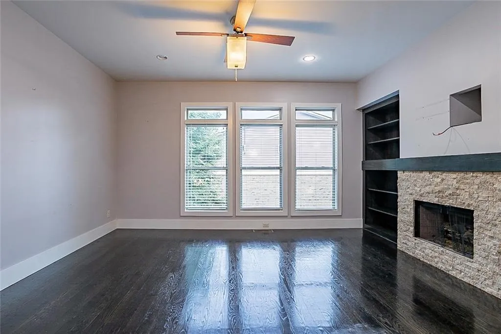 482 Pearl Cove Court, Atlanta, Georgia 30350, 4 Bedrooms Bedrooms, ,3 BathroomsBathrooms,Residential,Sold,482 Pearl Cove Court,6922469