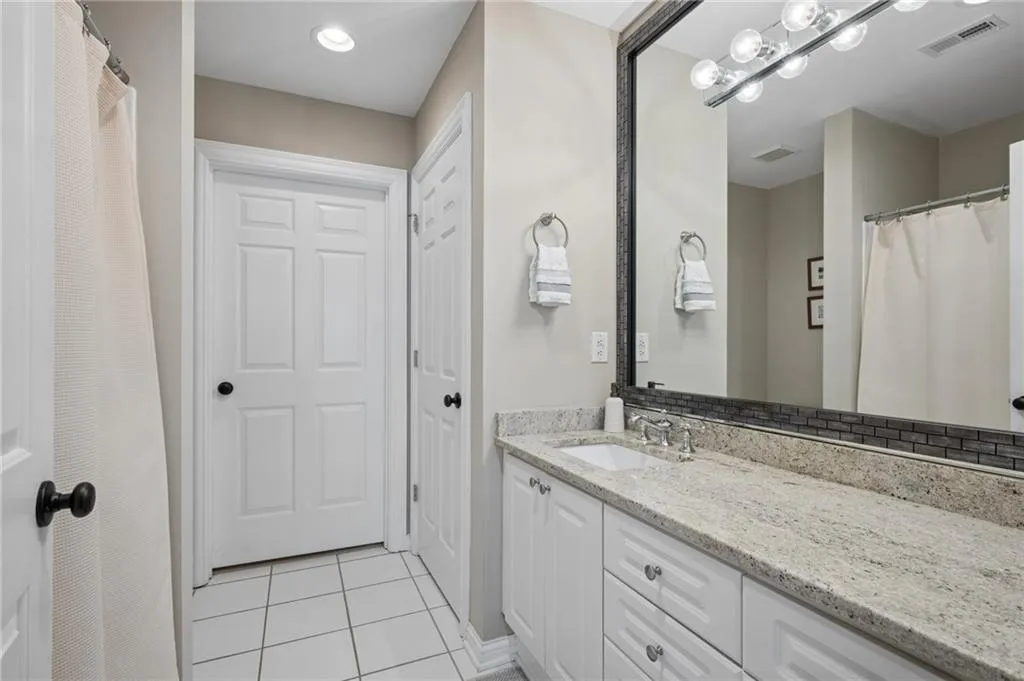 Secondary bathroom