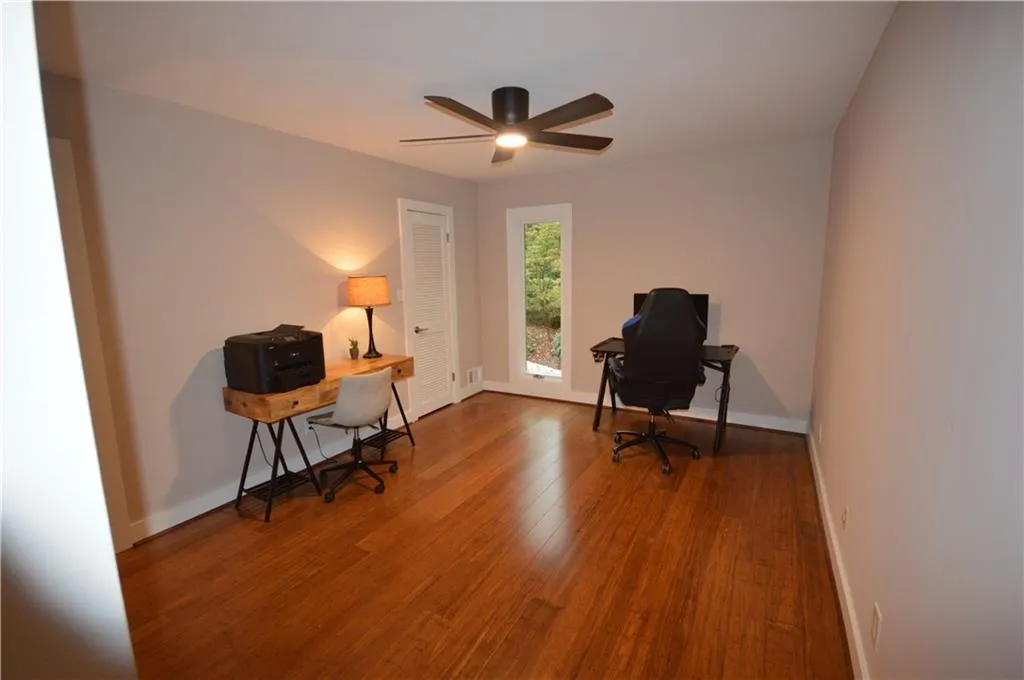 1210 Tynecastle Way, Sandy Springs, Georgia 30350, 4 Bedrooms Bedrooms, ,3 BathroomsBathrooms,Residential,Sold,1210 Tynecastle Way,6961628