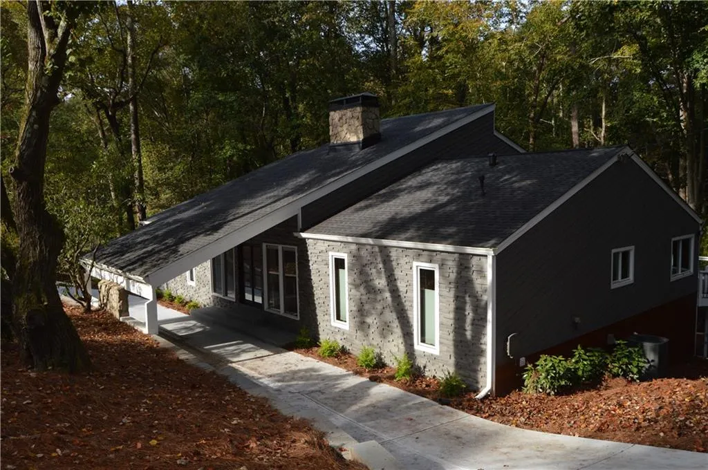 1210 Tynecastle Way, Sandy Springs, Georgia 30350, 4 Bedrooms Bedrooms, ,3 BathroomsBathrooms,Residential,Sold,1210 Tynecastle Way,6961628