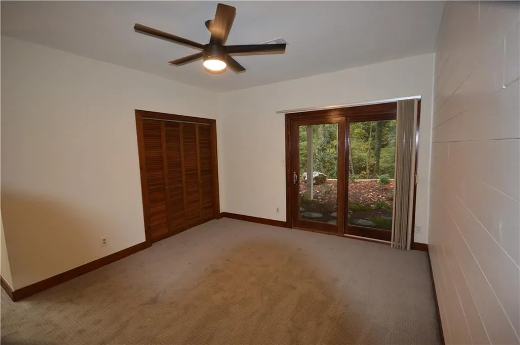 1210 Tynecastle Way, Sandy Springs, Georgia 30350, 4 Bedrooms Bedrooms, ,3 BathroomsBathrooms,Residential,Sold,1210 Tynecastle Way,6961628