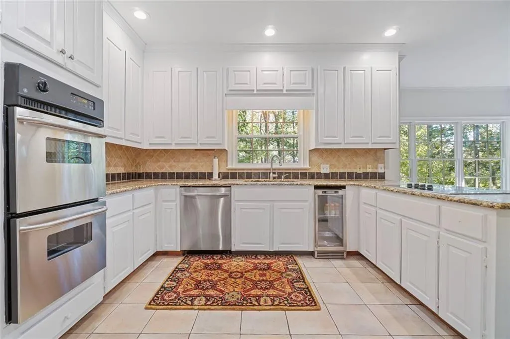 80 Cliffcreek Trace Ne, Atlanta, Georgia 30350, 5 Bedrooms Bedrooms, ,3 BathroomsBathrooms,Residential,For Sale,80 Cliffcreek Trace Ne,7723688