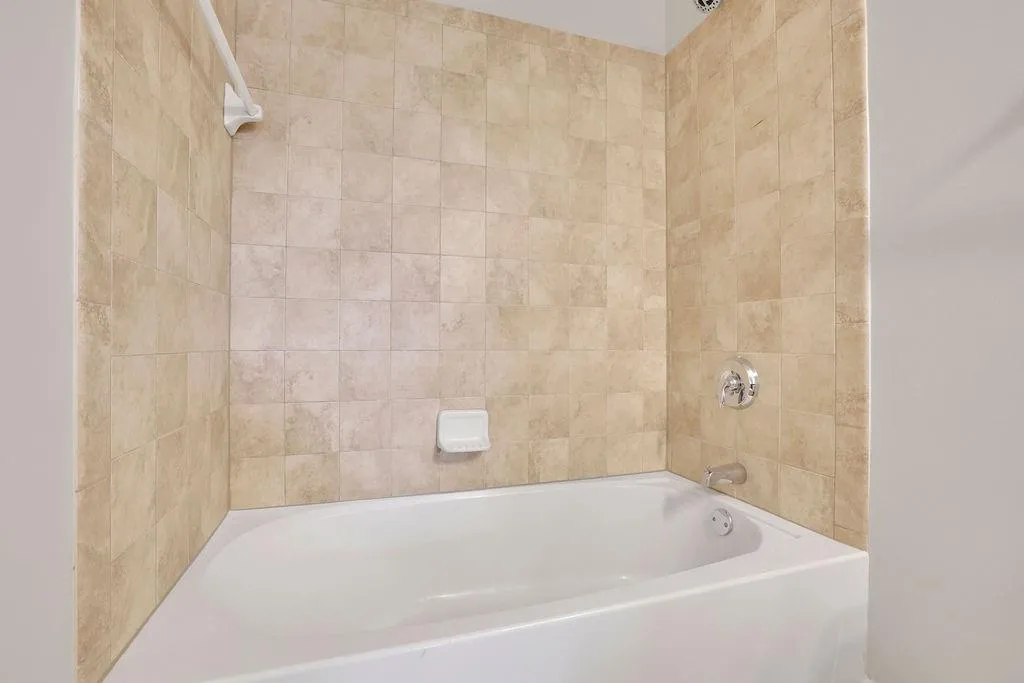 200 River Vista Drive Unit 542, Atlanta, Georgia 30339, 2 Bedrooms Bedrooms, ,2 BathroomsBathrooms,Residential,Sold,200 River Vista Drive Unit 542,7411382