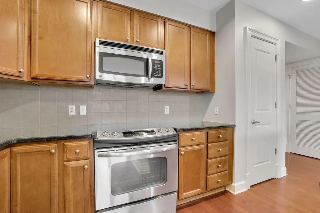 200 River Vista Drive Unit 542, Atlanta, Georgia 30339, 2 Bedrooms Bedrooms, ,2 BathroomsBathrooms,Residential,Sold,200 River Vista Drive Unit 542,7411382