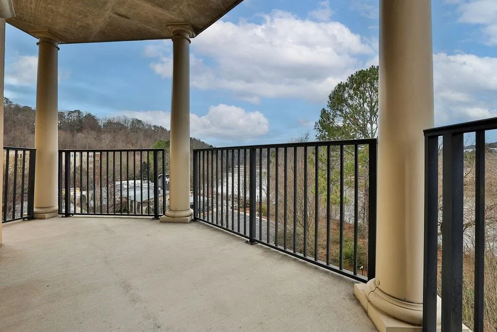 200 River Vista Drive Unit 542, Atlanta, Georgia 30339, 2 Bedrooms Bedrooms, ,2 BathroomsBathrooms,Residential,Sold,200 River Vista Drive Unit 542,7411382