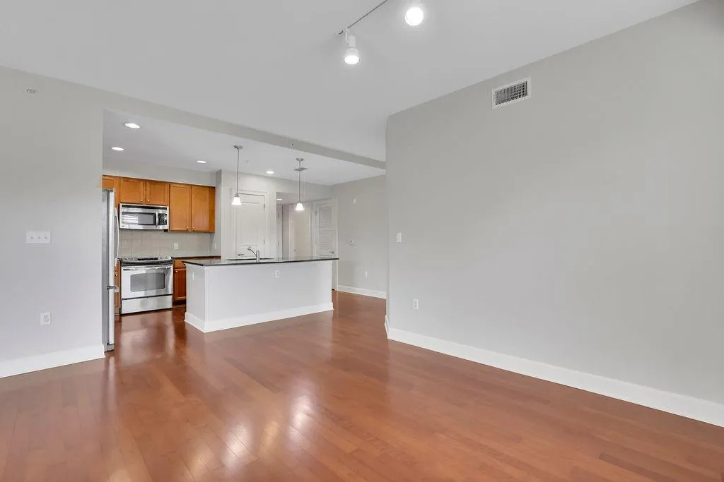 200 River Vista Drive Unit 542, Atlanta, Georgia 30339, 2 Bedrooms Bedrooms, ,2 BathroomsBathrooms,Residential,Sold,200 River Vista Drive Unit 542,7411382