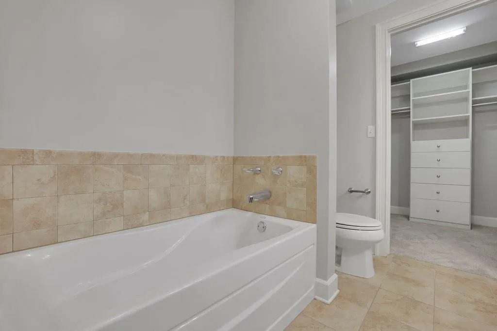 200 River Vista Drive Unit 542, Atlanta, Georgia 30339, 2 Bedrooms Bedrooms, ,2 BathroomsBathrooms,Residential,Sold,200 River Vista Drive Unit 542,7411382