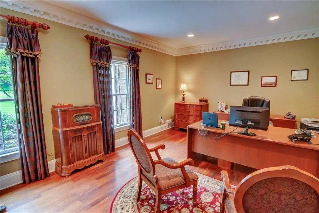 8090 Habersham Waters Road, Sandy Springs, Georgia 30350, 4 Bedrooms Bedrooms, ,3 BathroomsBathrooms,Residential,Sold,8090 Habersham Waters Road,5893182