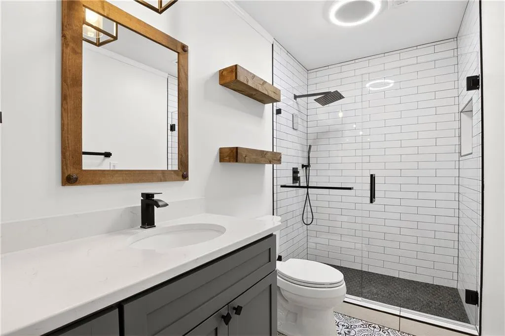 1 Ardmore Square Nw Unit 1, Atlanta, Georgia 30309, 3 Bedrooms Bedrooms, 0 ,2 BathroomsBathrooms,Residential,For Sale,1 Ardmore Square Nw Unit 1,7724989