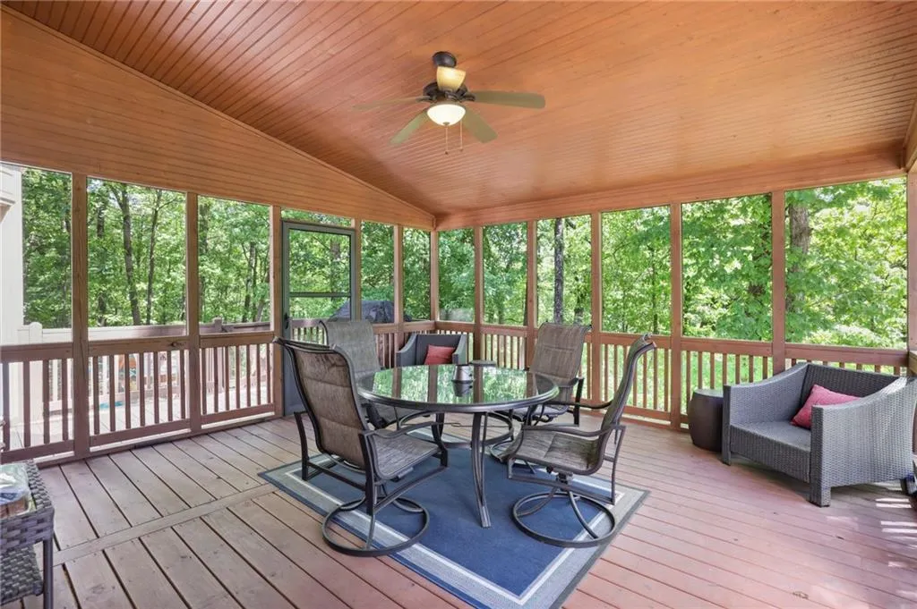 280 Cameron Ridge Drive, Atlanta, Georgia 30328, 5 Bedrooms Bedrooms, ,5 BathroomsBathrooms,Residential,Sold,280 Cameron Ridge Drive,7252875