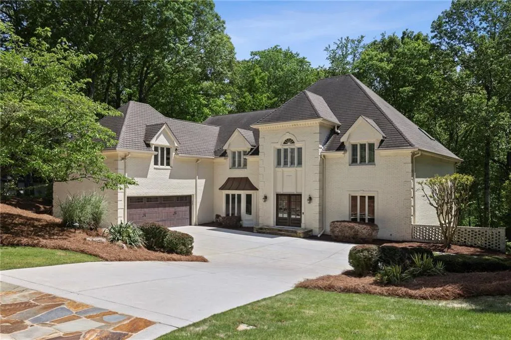 280 Cameron Ridge Drive, Atlanta, Georgia 30328, 5 Bedrooms Bedrooms, ,5 BathroomsBathrooms,Residential,Sold,280 Cameron Ridge Drive,7252875