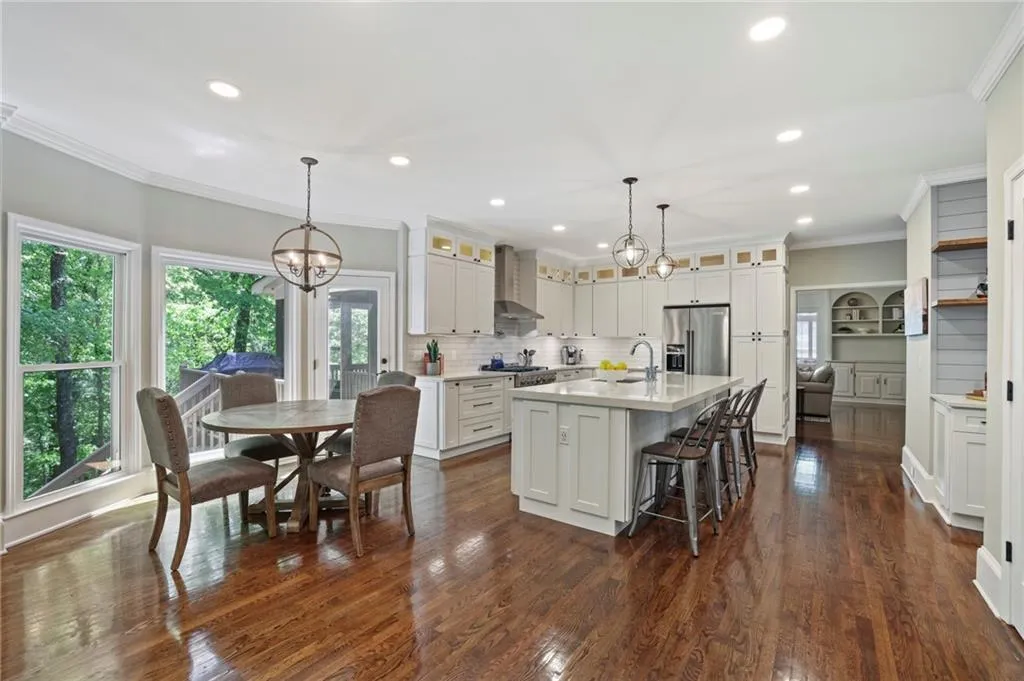 280 Cameron Ridge Drive, Atlanta, Georgia 30328, 5 Bedrooms Bedrooms, ,5 BathroomsBathrooms,Residential,Sold,280 Cameron Ridge Drive,7252875