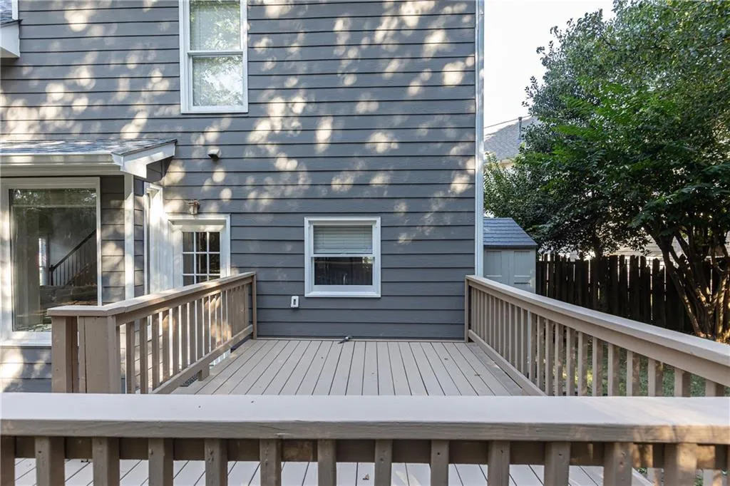 1370 Brookhaven Village Circle Ne, Brookhaven, Georgia 30319, 3 Bedrooms Bedrooms, ,2 BathroomsBathrooms,Residential,For Sale,1370 Brookhaven Village Circle Ne,7666531