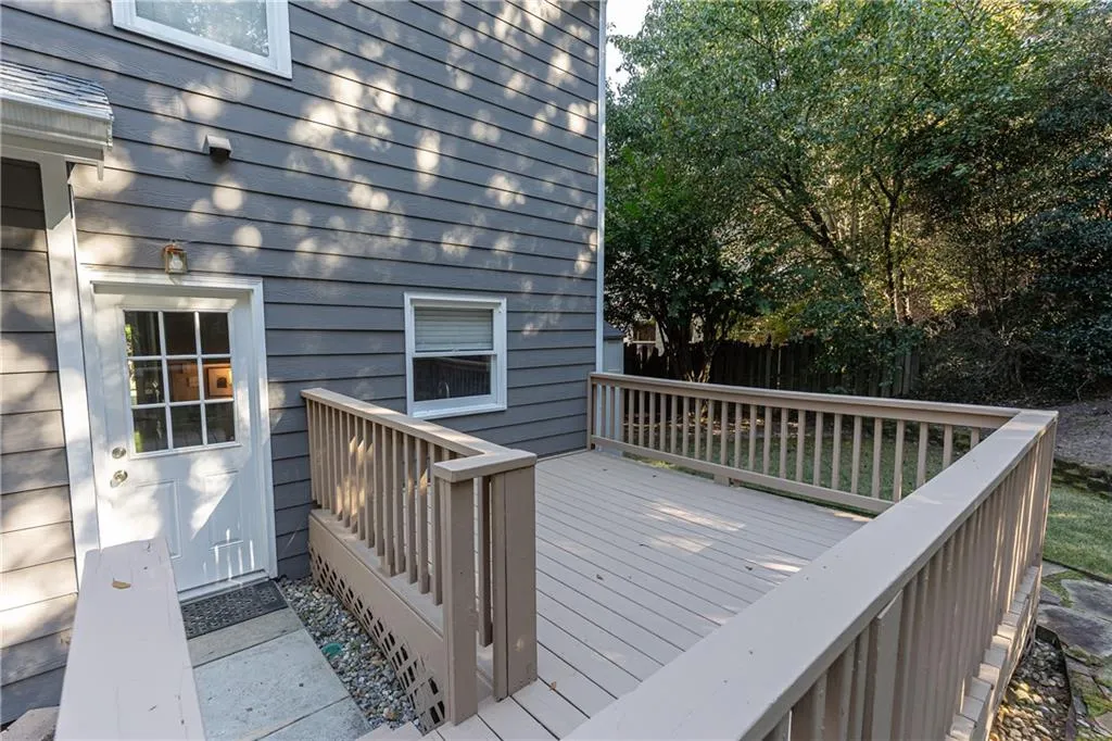 1370 Brookhaven Village Circle Ne, Brookhaven, Georgia 30319, 3 Bedrooms Bedrooms, ,2 BathroomsBathrooms,Residential,For Sale,1370 Brookhaven Village Circle Ne,7666531