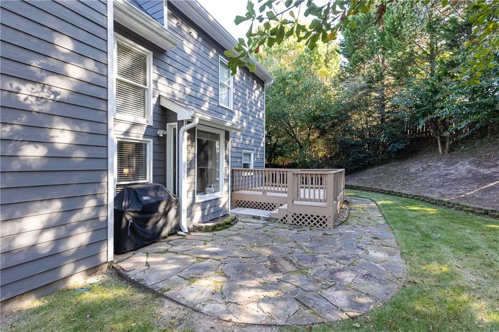 1370 Brookhaven Village Circle Ne, Brookhaven, Georgia 30319, 3 Bedrooms Bedrooms, ,2 BathroomsBathrooms,Residential,For Sale,1370 Brookhaven Village Circle Ne,7666531