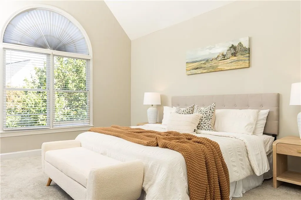 1370 Brookhaven Village Circle Ne, Brookhaven, Georgia 30319, 3 Bedrooms Bedrooms, ,2 BathroomsBathrooms,Residential,For Sale,1370 Brookhaven Village Circle Ne,7666531