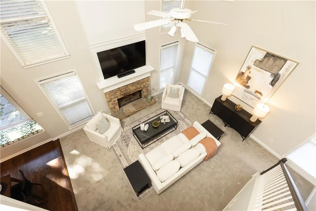 1370 Brookhaven Village Circle Ne, Brookhaven, Georgia 30319, 3 Bedrooms Bedrooms, ,2 BathroomsBathrooms,Residential,For Sale,1370 Brookhaven Village Circle Ne,7666531