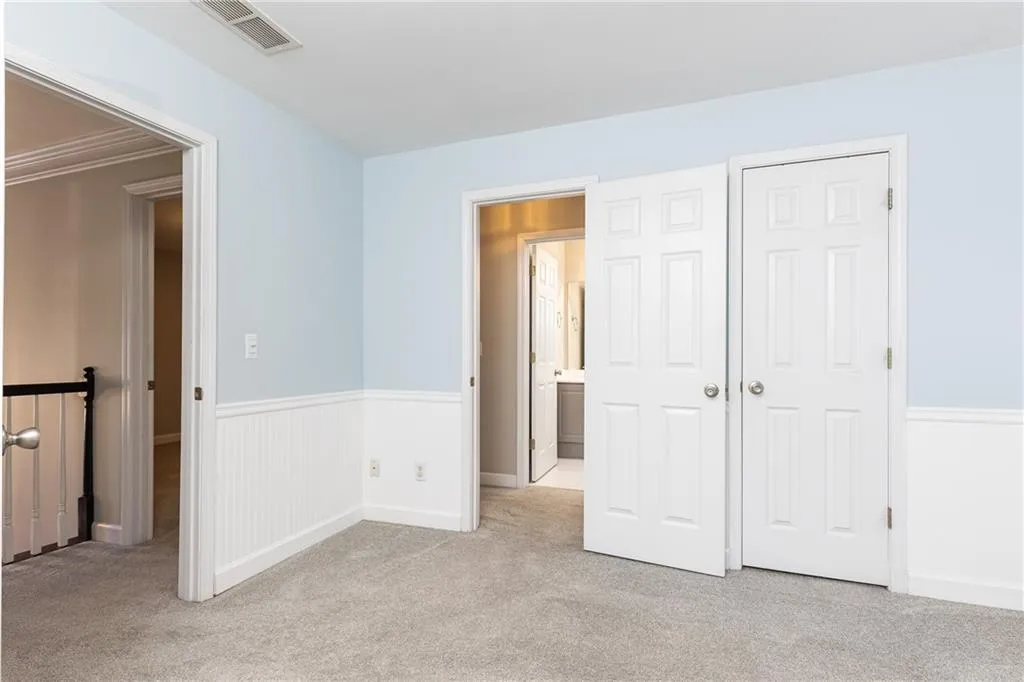 1370 Brookhaven Village Circle Ne, Brookhaven, Georgia 30319, 3 Bedrooms Bedrooms, ,2 BathroomsBathrooms,Residential,For Sale,1370 Brookhaven Village Circle Ne,7666531