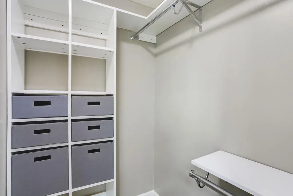 540 Granville Court Unit 540, Sandy Springs, Georgia 30328, 1 Bedroom Bedrooms, ,1 BathroomBathrooms,Residential,Sold,540 Granville Court Unit 540,5837109