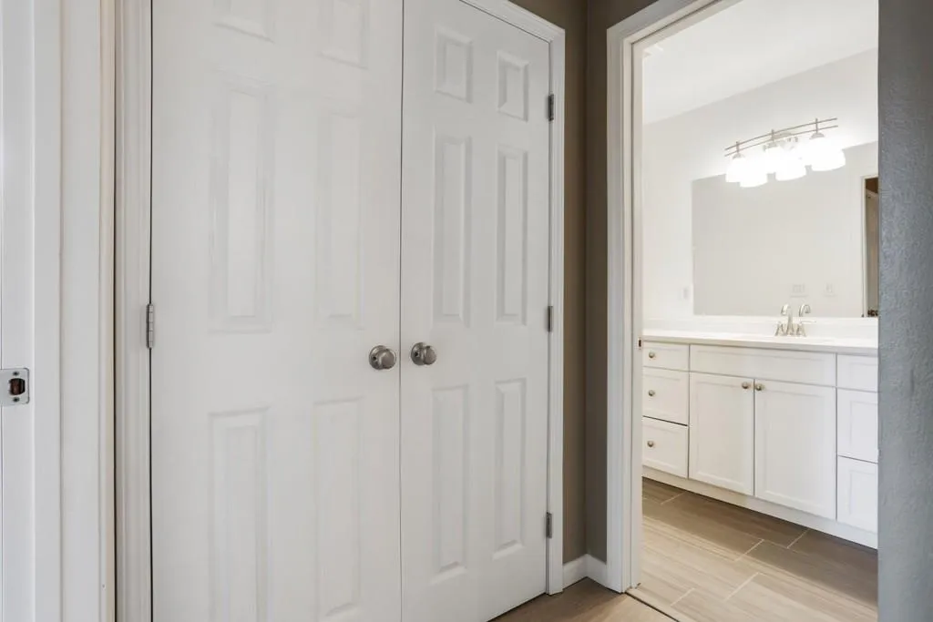 540 Granville Court Unit 540, Sandy Springs, Georgia 30328, 1 Bedroom Bedrooms, ,1 BathroomBathrooms,Residential,Sold,540 Granville Court Unit 540,5837109