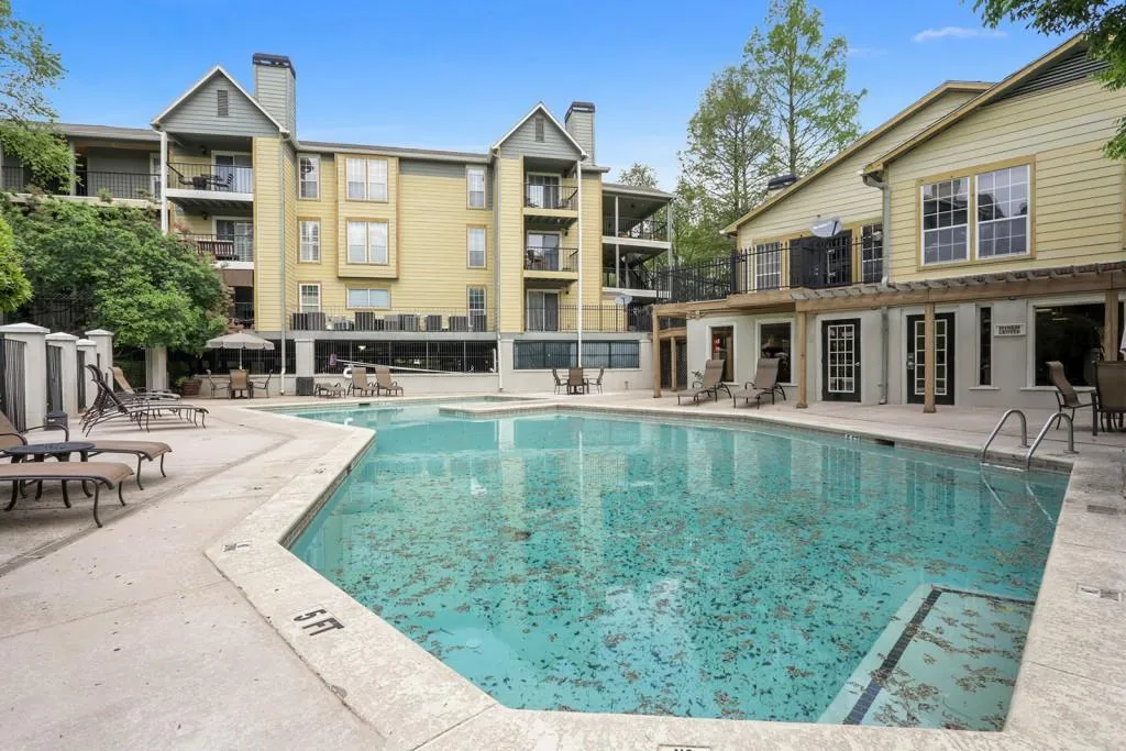 540 Granville Court Unit 540, Sandy Springs, Georgia 30328, 1 Bedroom Bedrooms, ,1 BathroomBathrooms,Residential,Sold,540 Granville Court Unit 540,5837109