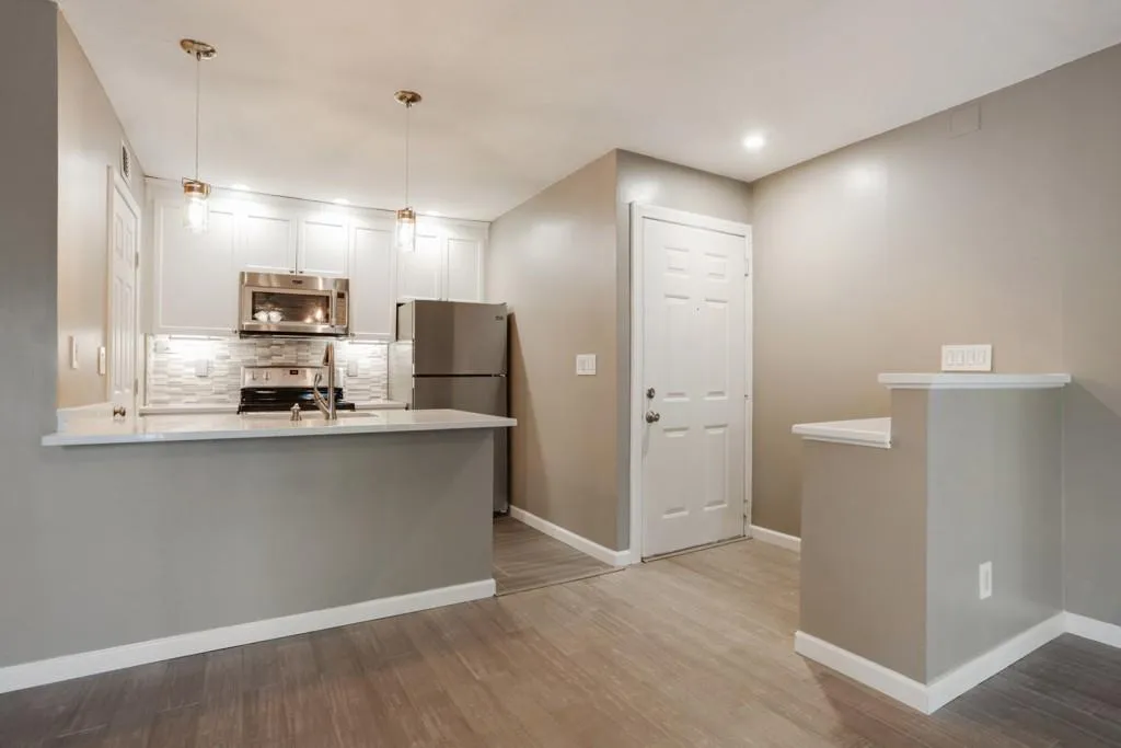 540 Granville Court Unit 540, Sandy Springs, Georgia 30328, 1 Bedroom Bedrooms, ,1 BathroomBathrooms,Residential,Sold,540 Granville Court Unit 540,5837109