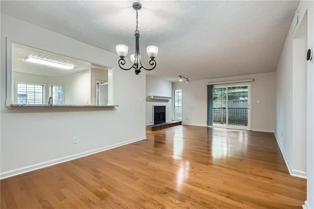 2901 Lenox Road Unit 702, Atlanta, Georgia 30324, 2 Bedrooms Bedrooms, ,2 BathroomsBathrooms,Residential,For Sale,2901 Lenox Road Unit 702,7583703
