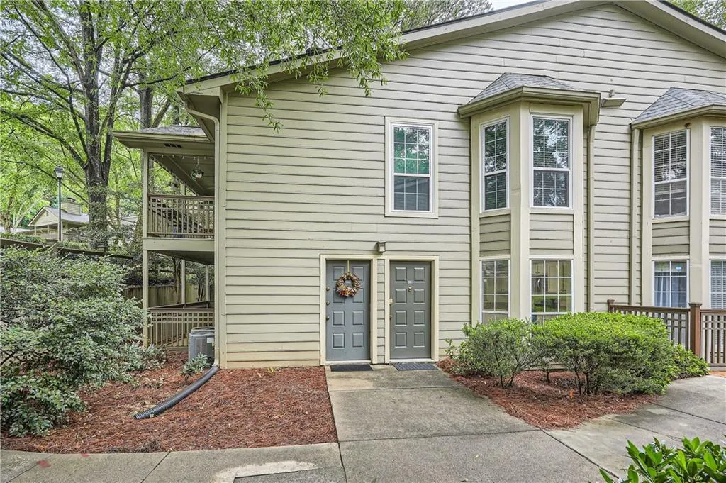 2901 Lenox Road Unit 702, Atlanta, Georgia 30324, 2 Bedrooms Bedrooms, ,2 BathroomsBathrooms,Residential,For Sale,2901 Lenox Road Unit 702,7583703