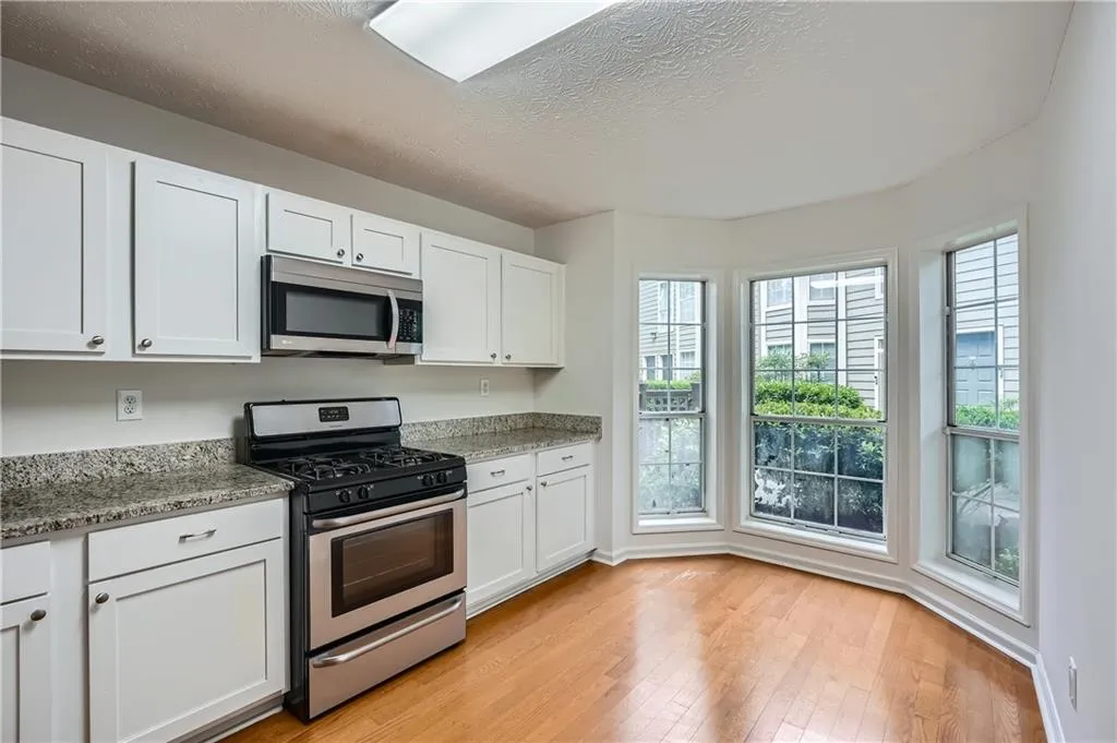 2901 Lenox Road Unit 702, Atlanta, Georgia 30324, 2 Bedrooms Bedrooms, ,2 BathroomsBathrooms,Residential,For Sale,2901 Lenox Road Unit 702,7583703