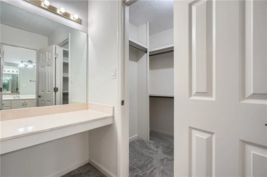 2901 Lenox Road Unit 702, Atlanta, Georgia 30324, 2 Bedrooms Bedrooms, ,2 BathroomsBathrooms,Residential,For Sale,2901 Lenox Road Unit 702,7583703