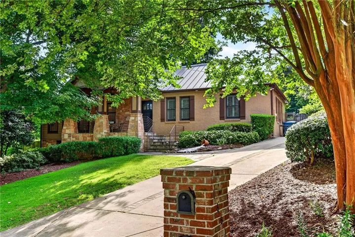 1661 Geary Drive Nw, Atlanta, Georgia 30309