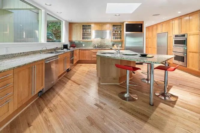 705 Tanglewood Trail, Sandy Springs, Georgia 30327, 5 Bedrooms Bedrooms, ,4 BathroomsBathrooms,Residential,Sold,705 Tanglewood Trail,7072499