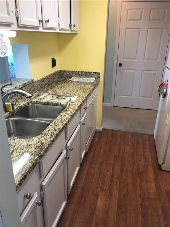 300 Johnson Ferry Road Ne Unit B615, Sandy Springs, Georgia 30328, 2 Bedrooms Bedrooms, ,2 BathroomsBathrooms,Residential,Sold,300 Johnson Ferry Road Ne Unit B615,6596881