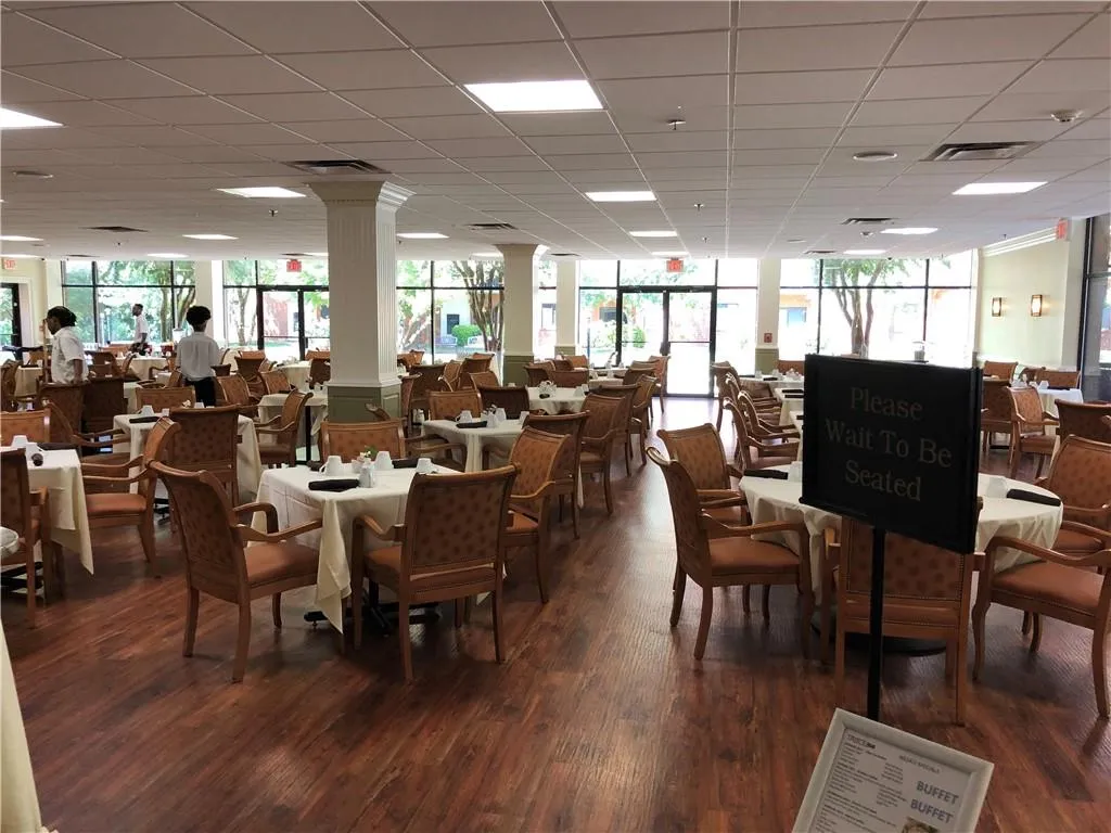 300 Johnson Ferry Road Ne Unit B615, Sandy Springs, Georgia 30328, 2 Bedrooms Bedrooms, ,2 BathroomsBathrooms,Residential,Sold,300 Johnson Ferry Road Ne Unit B615,6596881