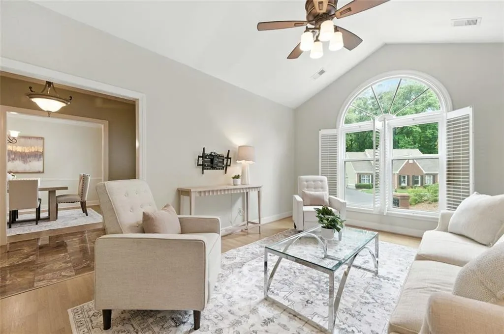 45 Vernon Glen Court, Atlanta, Georgia 30338, 3 Bedrooms Bedrooms, ,3 BathroomsBathrooms,Residential,For Sale,45 Vernon Glen Court,7632120