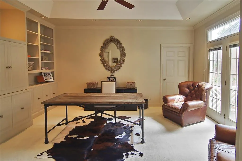 3685 Peachtree Road Ne Unit 3, Atlanta, Georgia 30319, 3 Bedrooms Bedrooms, ,3 BathroomsBathrooms,Residential,Sold,3685 Peachtree Road Ne Unit 3,5602230