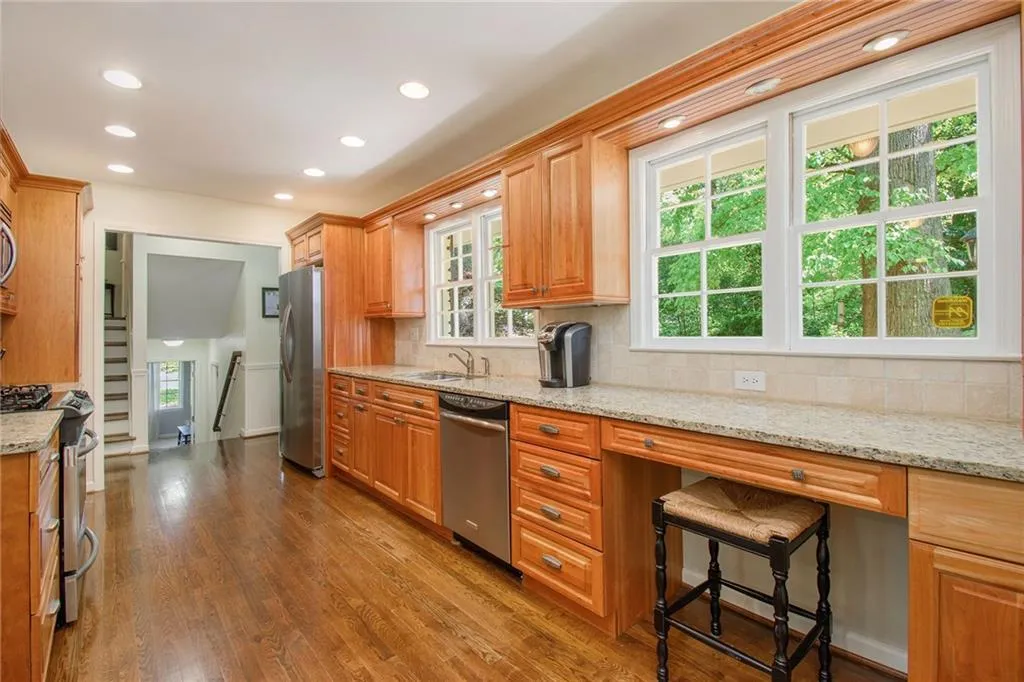 5940 Garber Drive Ne, Sandy Springs, Georgia 30328, 4 Bedrooms Bedrooms, ,3 BathroomsBathrooms,Residential,Sold,5940 Garber Drive Ne,6874590