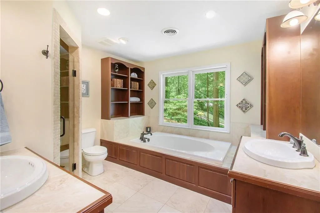 5940 Garber Drive Ne, Sandy Springs, Georgia 30328, 4 Bedrooms Bedrooms, ,3 BathroomsBathrooms,Residential,Sold,5940 Garber Drive Ne,6874590