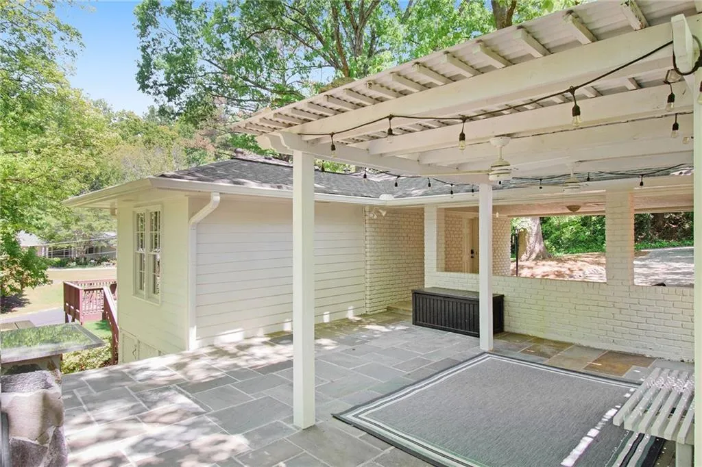 5940 Garber Drive Ne, Sandy Springs, Georgia 30328, 4 Bedrooms Bedrooms, ,3 BathroomsBathrooms,Residential,Sold,5940 Garber Drive Ne,6874590